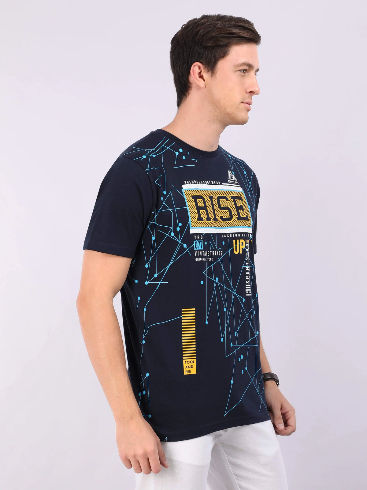 REDpockets Round Neck Navy Blue Cotton Graphic Print T-Shirt For Men REDpockets