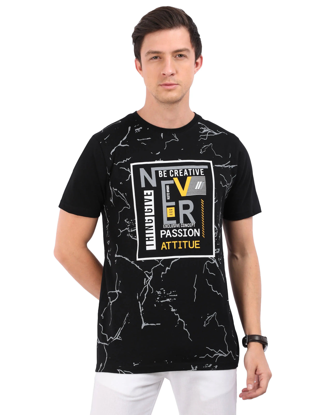 REDpockets Round Neck Black Cotton Graphic Print T-Shirt For Men REDpockets