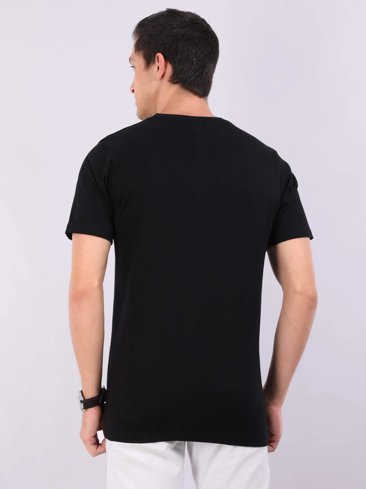 REDpockets Round Neck Black Cotton Graphic Print T-Shirt For Men REDpockets