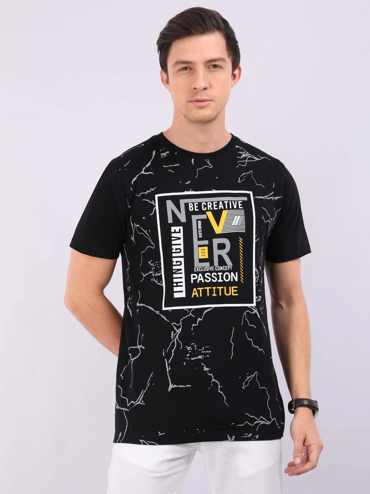 REDpockets Round Neck Black Cotton Graphic Print T-Shirt For Men REDpockets